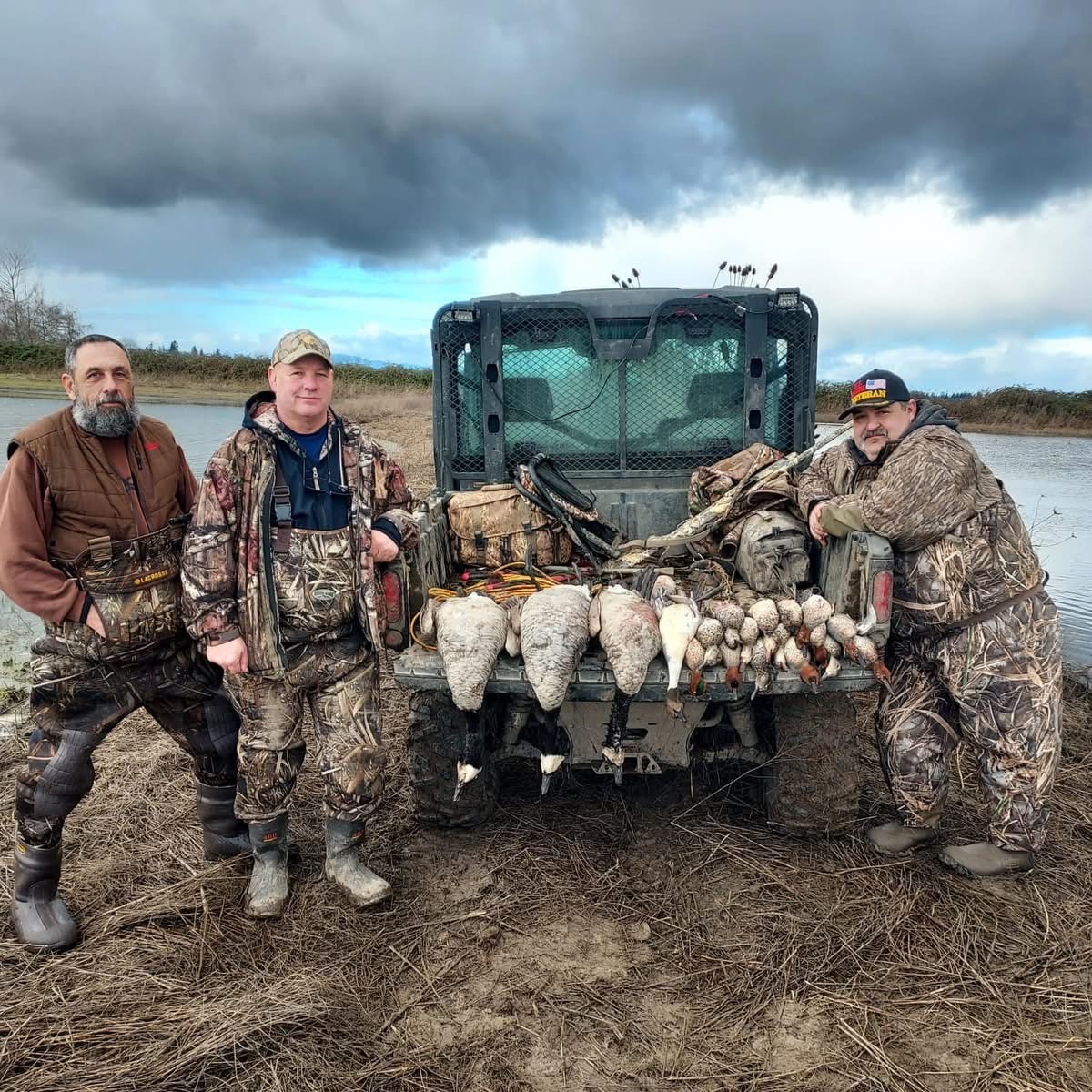 Ducks Unlimited Volunteers Help Oregon Veterans Connect Through Waterfowling 